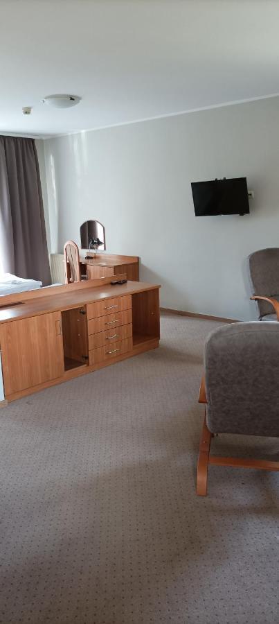 Hotel Przylesie Sierosław Eksteriør billede