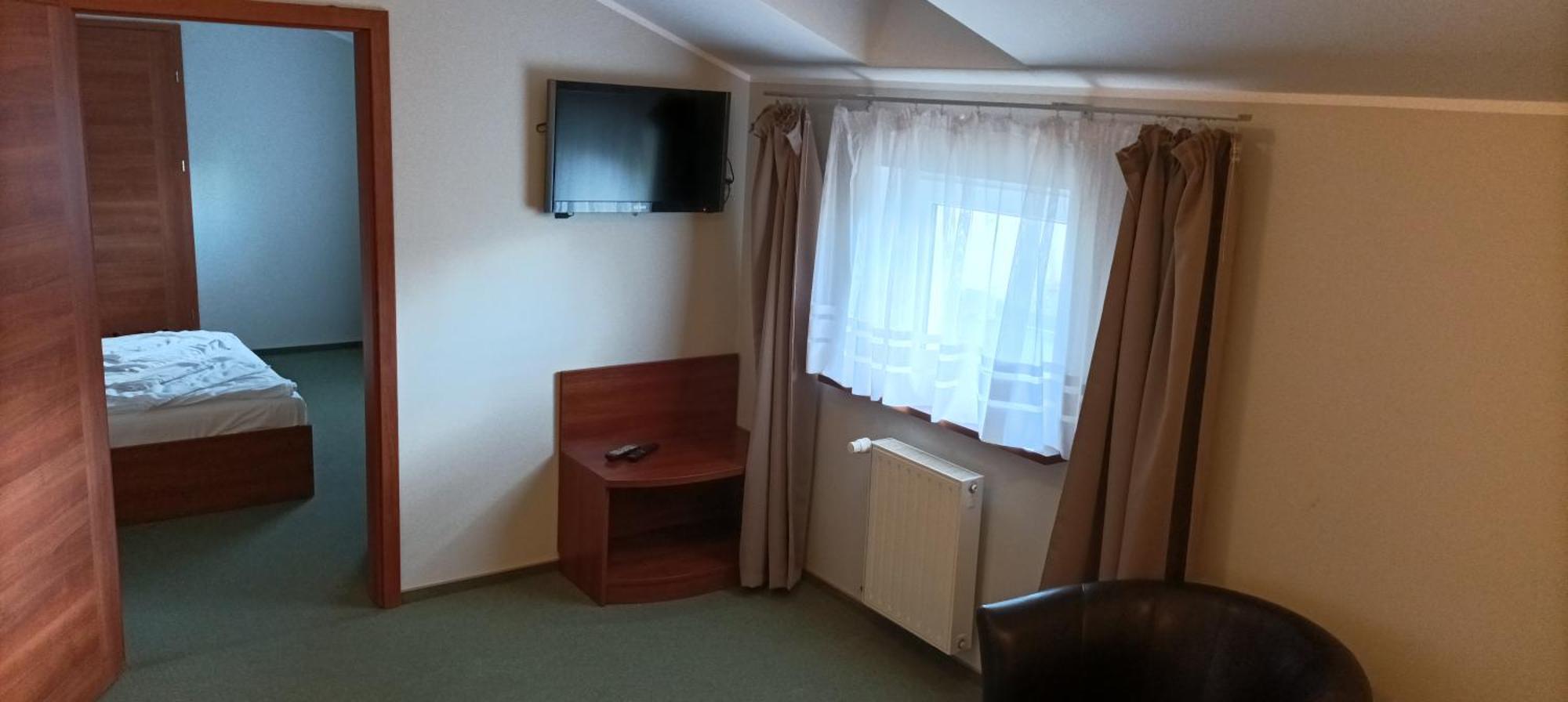 Hotel Przylesie Sierosław Eksteriør billede
